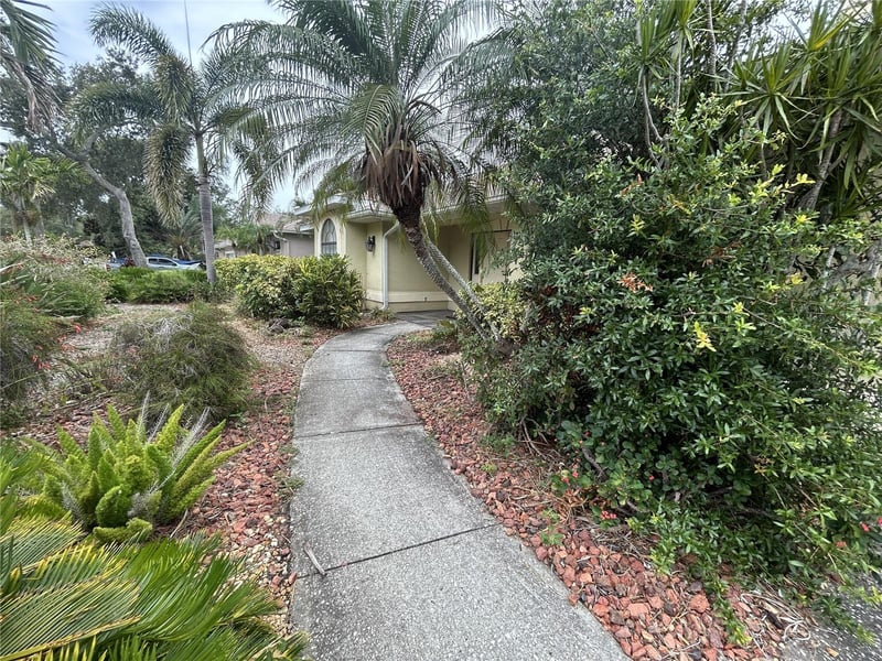 1612 Gulf Beach Blvd, Tarpon Springs, FL 34689