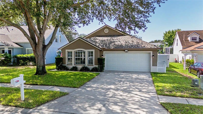 24328 Mistwood Ct, Lutz, FL 33559