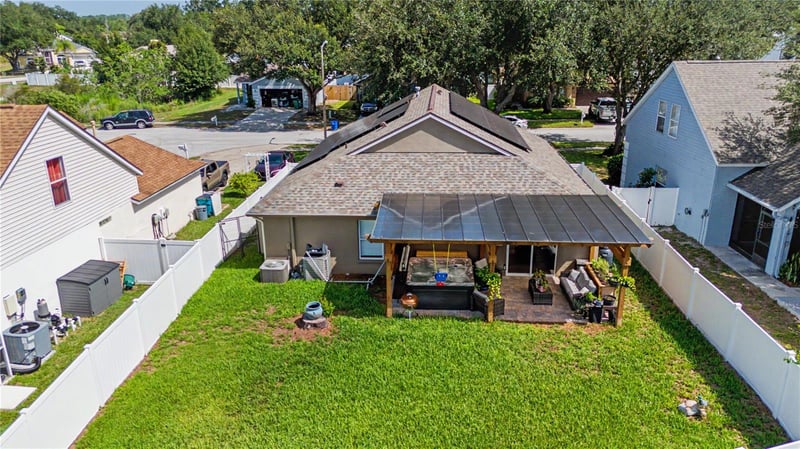 24328 Mistwood Ct, Lutz, FL 33559