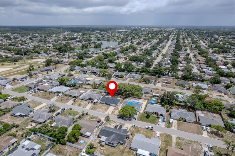 7936 Valmy Ln, Port Richey, FL 34668