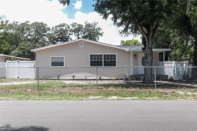 6018 49th St, Tampa, FL 33610