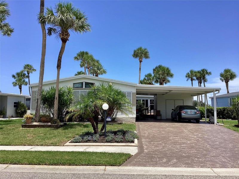 8451 Imperial Cir, Palmetto, FL 34221