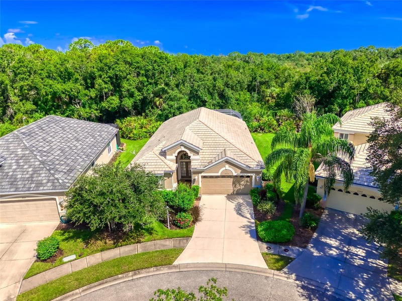 8310 Whispering Woods Ct, Bradenton, FL 34202
