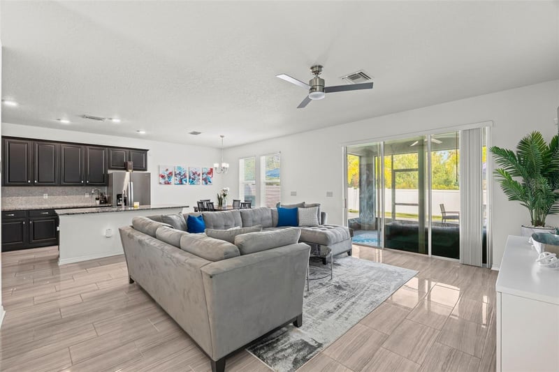 4327 Reisswood Loop, Palmetto, FL 34221