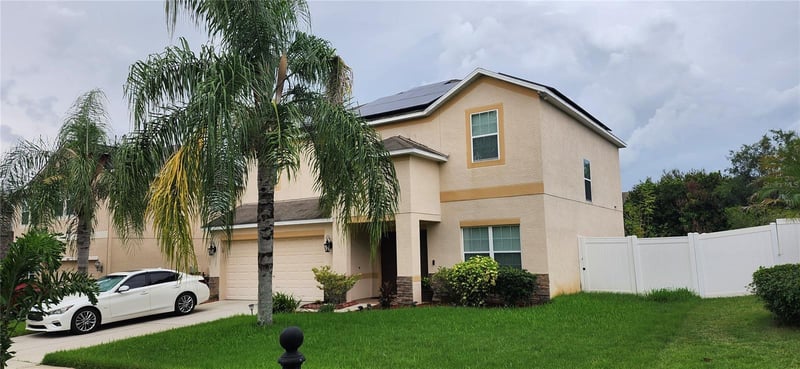 1424 Main St, Valrico, FL 33594