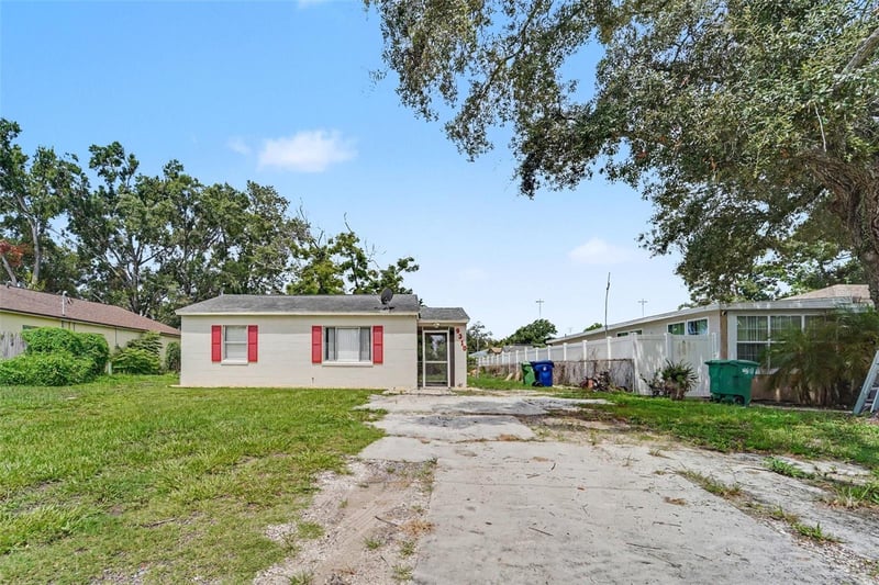 9310 Highland Ave, Tampa, FL 33612