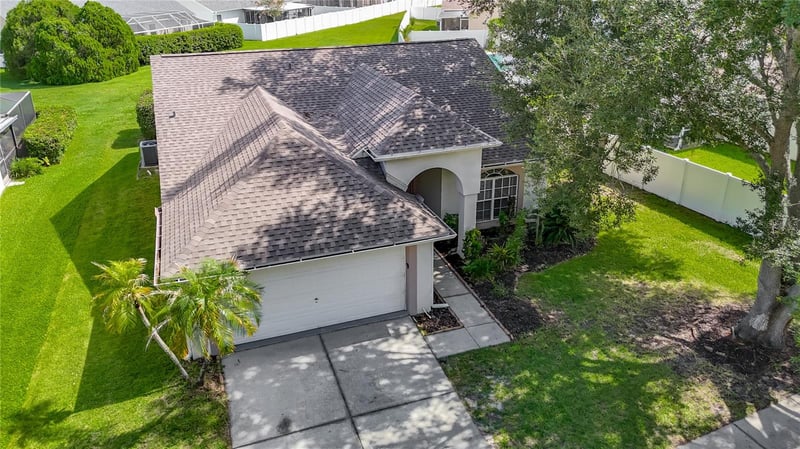 9718 Pleasant Run Way, Tampa, FL 33647