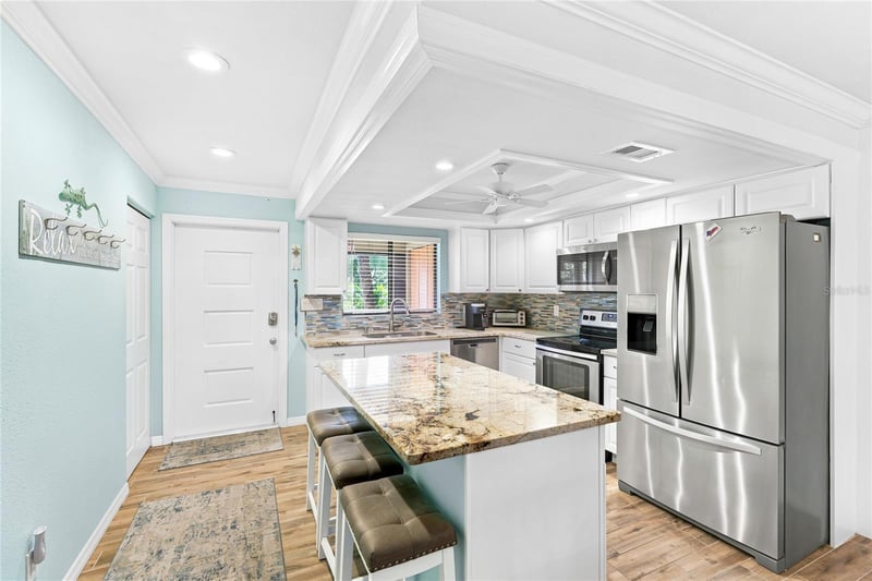 6500 Flotilla Dr #235, Holmes Beach, FL 34217