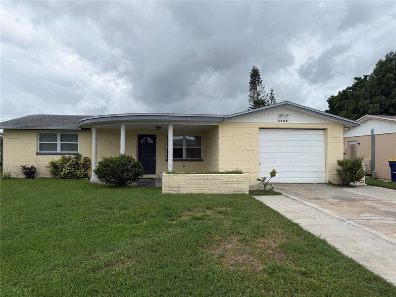 3908 Baden Dr, Holiday, FL 34691
