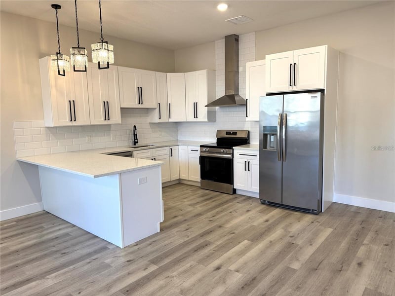 1039 53rd Ave, St Petersburg, FL 33703