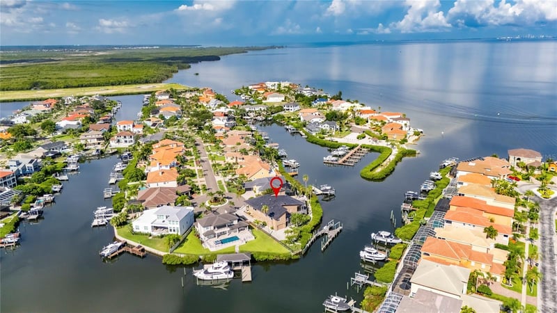 903 Capriccio Ln, Apollo Beach, FL 33572