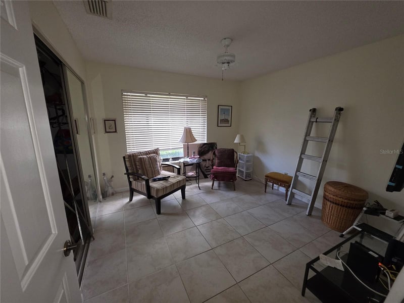 18427 Aintree Ct, Tampa, FL 33647