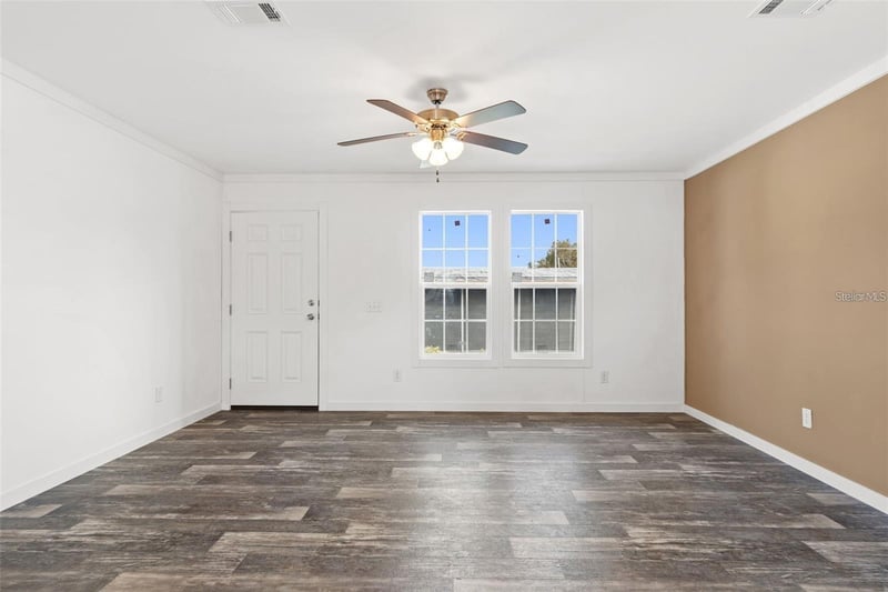 5234 Yellow Pine St, St Petersburg, FL 33709