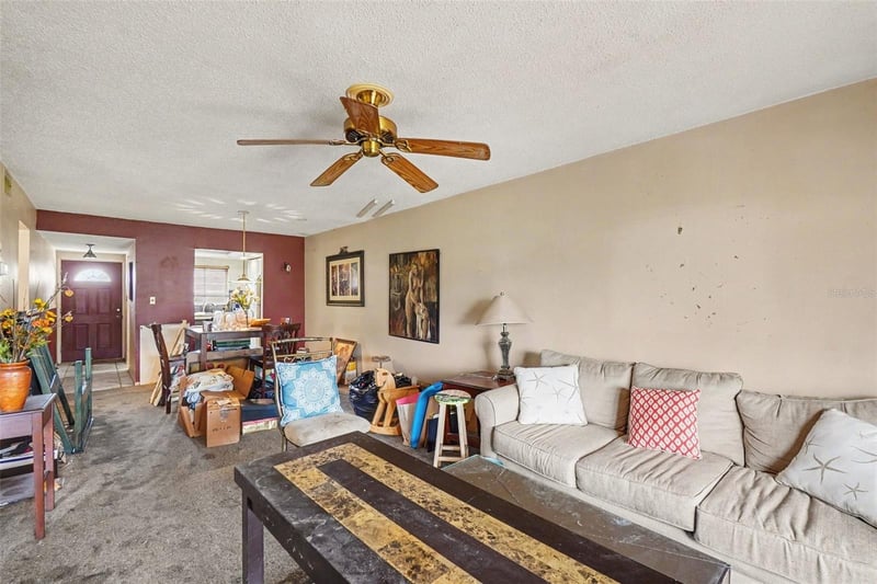 4009 Lake Bayshore Dr #105, Bradenton, FL 34205