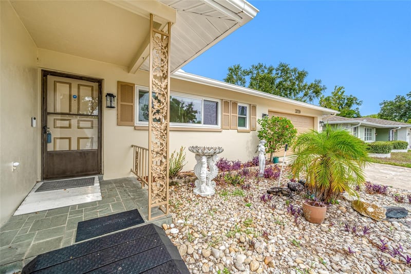 3259 Parkway Pl, Palm Harbor, FL 34684