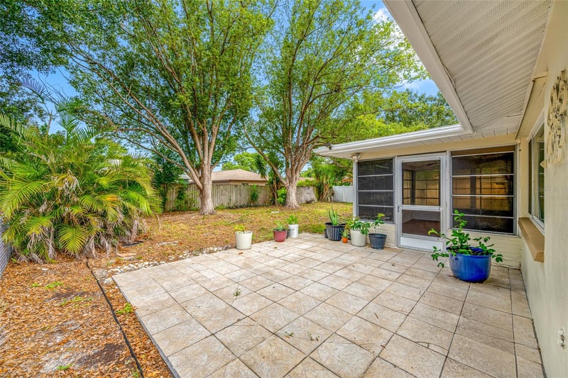 3259 Parkway Pl, Palm Harbor, FL 34684