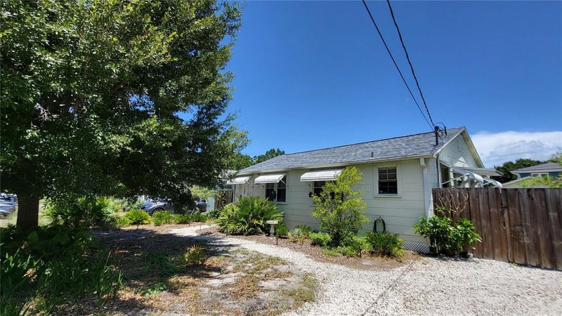 919 Woodlawn Ave, Tampa, FL 33603