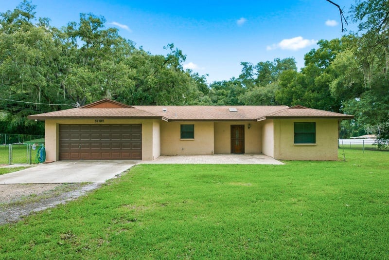 37107 Bailey Hill Dr, Dade City, FL 33525