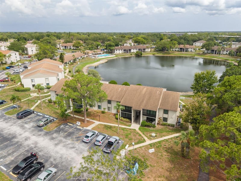 1882 Pine Ridge Way #C2, Palm Harbor, FL 34684