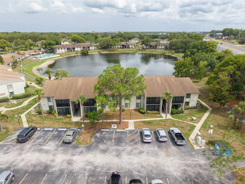 1882 Pine Ridge Way #C2, Palm Harbor, FL 34684