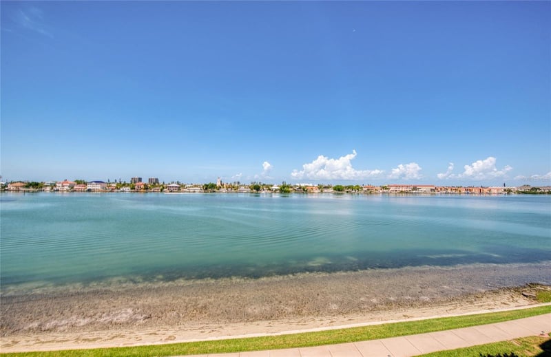 7984 Sailboat Key Blvd #303, St Petersburg, FL 33707