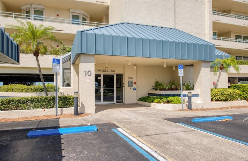 7984 Sailboat Key Blvd #303, St Petersburg, FL 33707