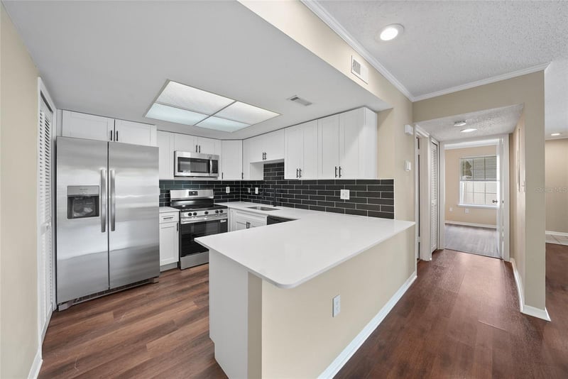 8350 Savannah Trace Cir #1703, Tampa, FL 33615