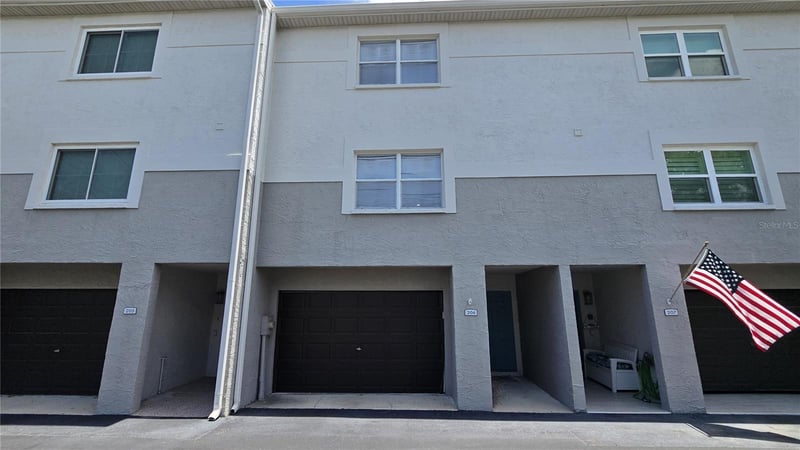 521 Pinellas Bayway #206, Tierra Verde, FL 33715