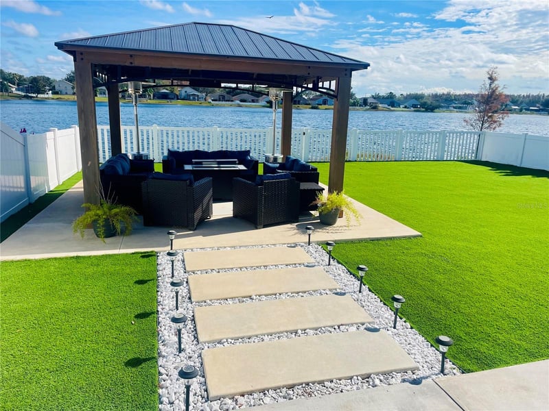 2830 Musky Mint Dr, Land O Lakes, FL 34638