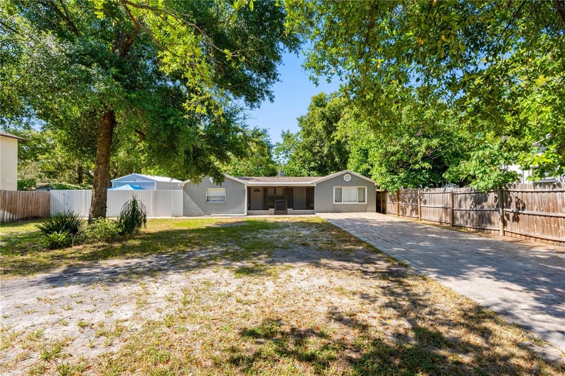 1205 Seneca Ave, Tampa, FL 33612