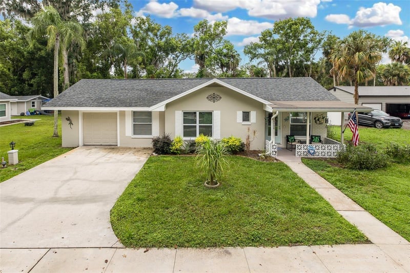 5708 Homecrest Rd, New Port Richey, FL 34652