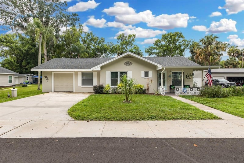 5708 Homecrest Rd, New Port Richey, FL 34652