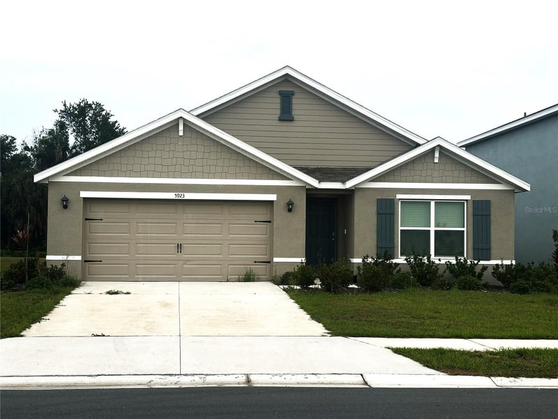 5923 Flagstone Trl, Palmetto, FL 34221