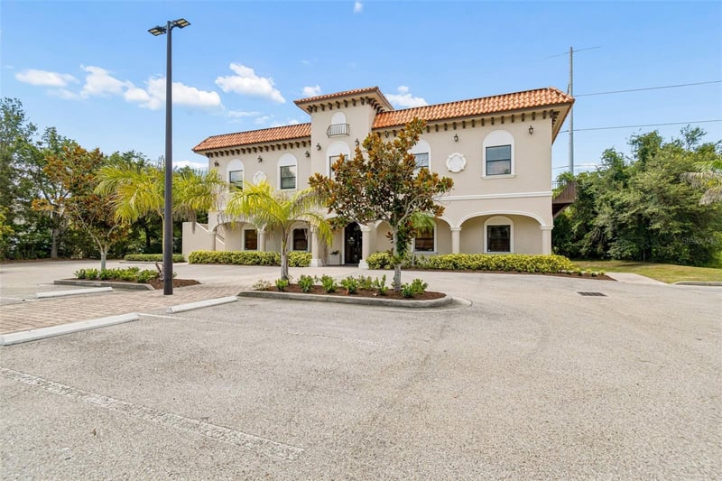 6730 Linebaugh Ave, Tampa, FL 33625