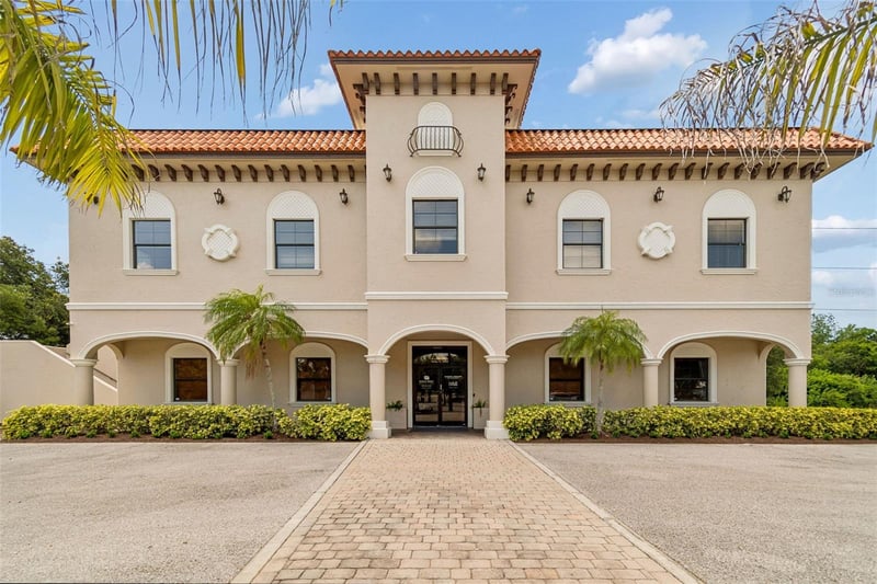 6730 Linebaugh Ave, Tampa, FL 33625