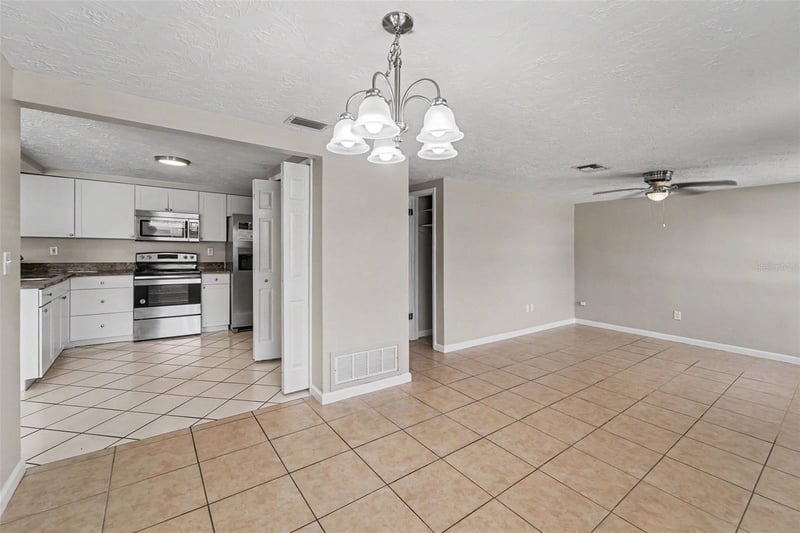 3344 Trask Dr, Holiday, FL 34691