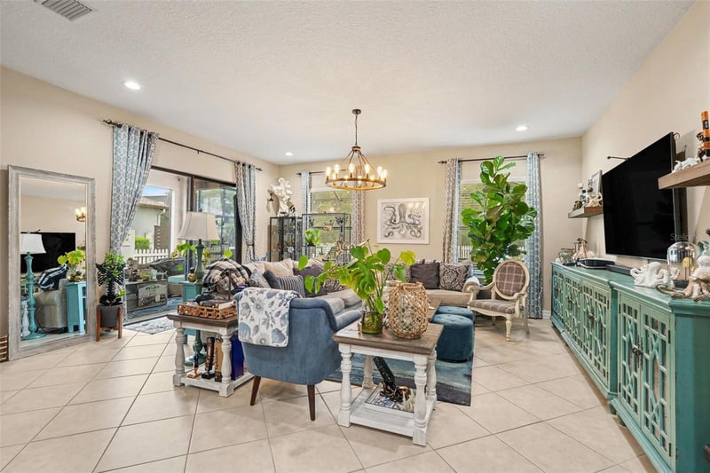 7110 Redroot Ct, Wesley Chapel, FL 33545