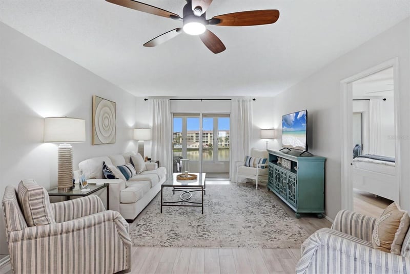 3446 Lake Bayshore Dr #416, Bradenton, FL 34205