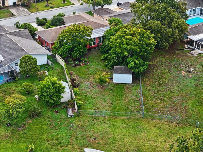 9641 Lakeside Ln, Port Richey, FL 34668