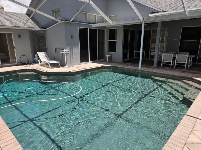 770 Wildflower Dr, Palm Harbor, FL 34683