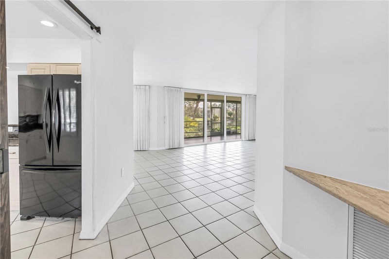 6101 34th St #3F, Bradenton, FL 34210