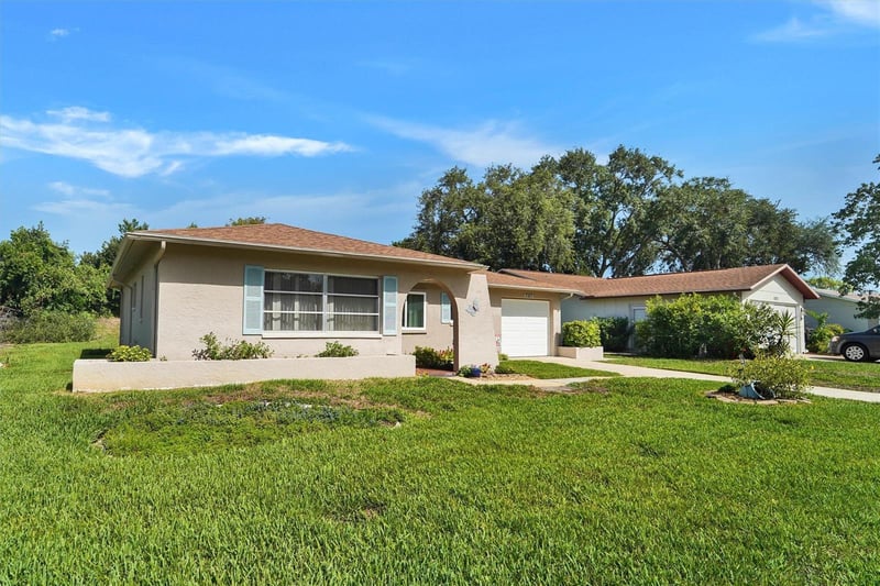 10815 Teer Ln, Port Richey, FL 34668