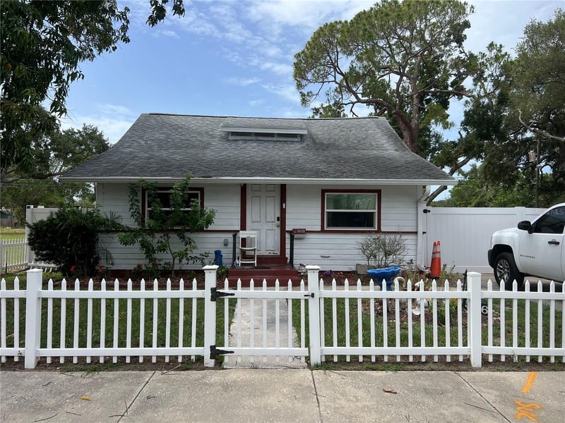526 14th Ave, St Petersburg, FL 33701