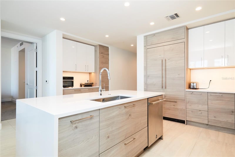 301 1st St #804, St Petersburg, FL 33701