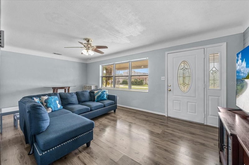 5399 24th Ter, St Petersburg, FL 33710