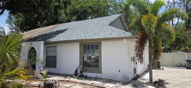 3205 Laurel Dale Dr, Tampa, FL 33618