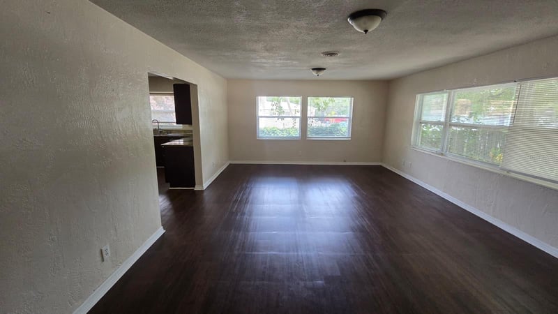 14857 Sunset Dr, Largo, FL 33774