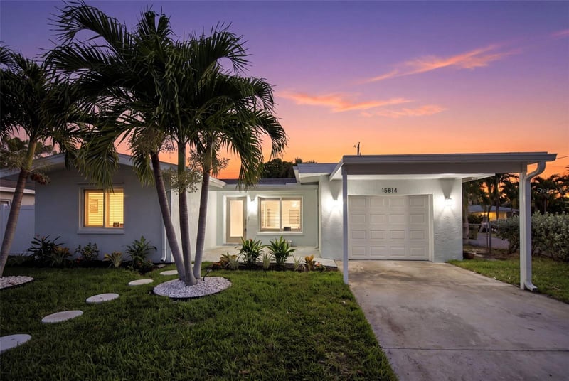 15814 3rd St E, Redington Beach, FL 33708