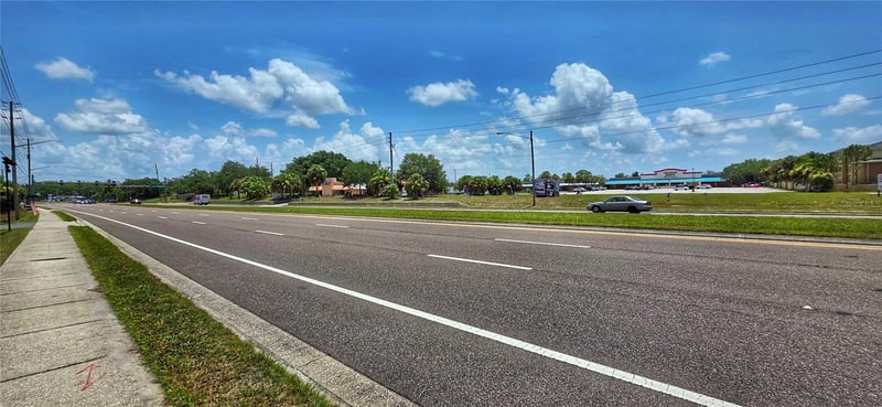 02-25-16-0000-00300-0042 State Road 52, Hudson, FL 34667