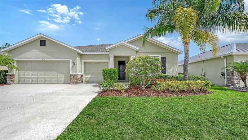 15127 Las Olas Pl, Bradenton, FL 34212